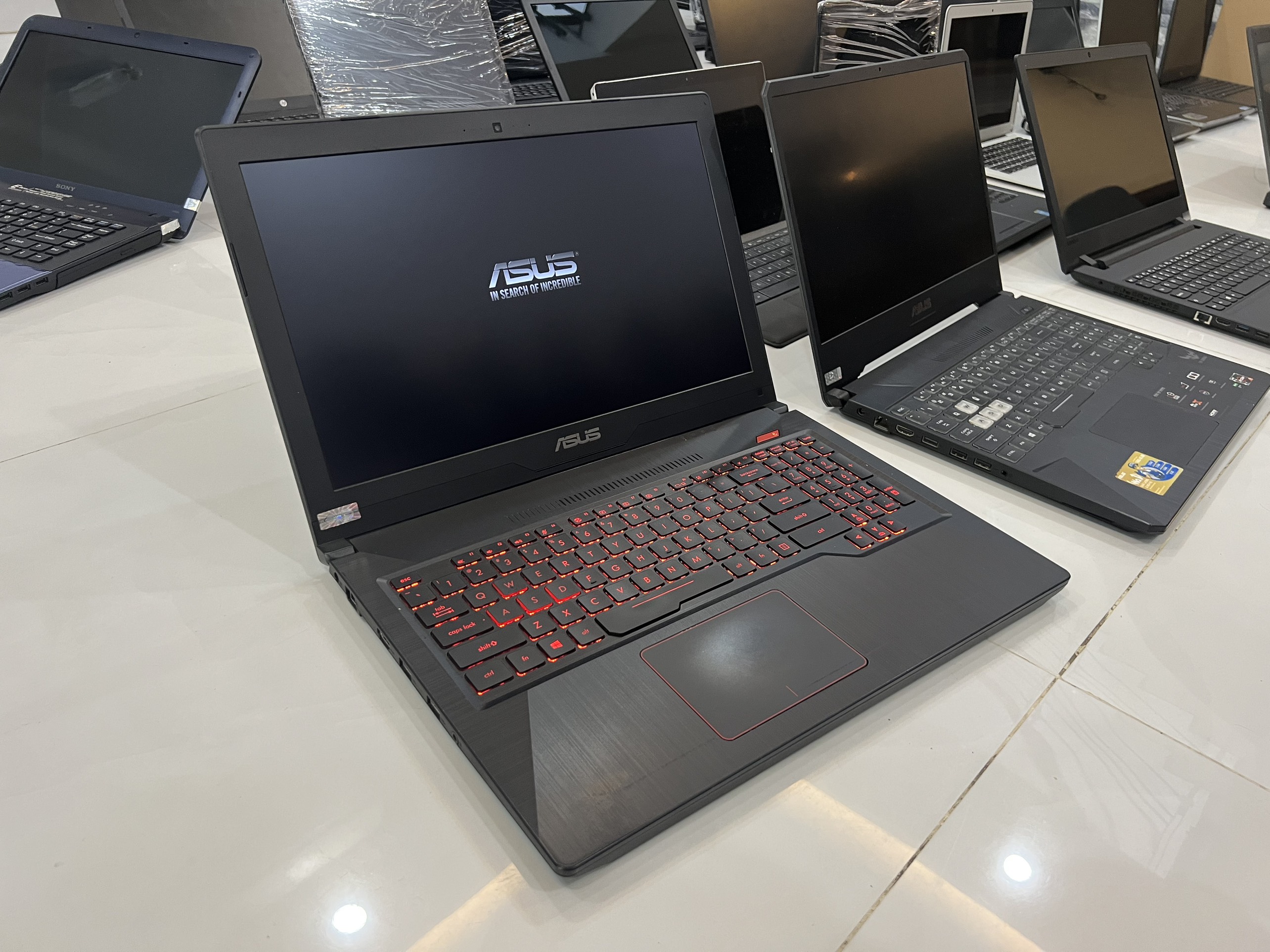 Thu Mua Laptop Cũ Bình Dương